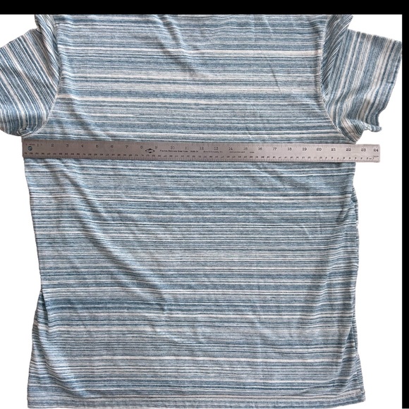 American Eagle Men’s Size XL Short Sleeves - Picture 6 of 9